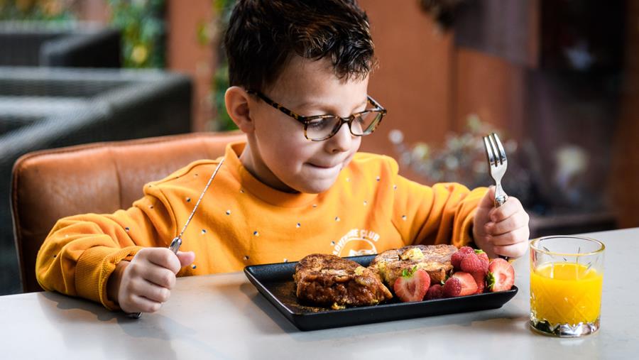 L'EXPÉRIENCE ULTIME DE LA TABLE À PARTAGER