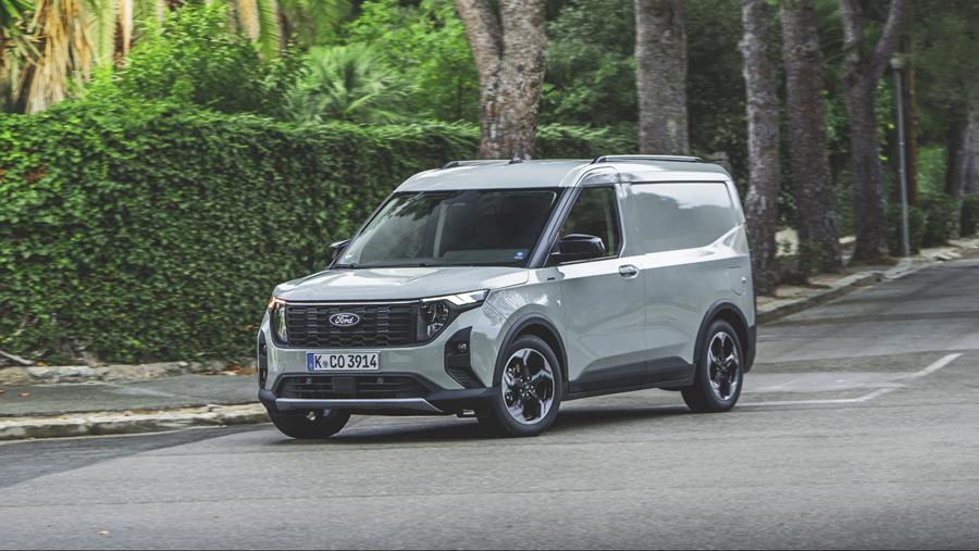 Le Ford Transit Courier dope la productivité des fourgons compacts