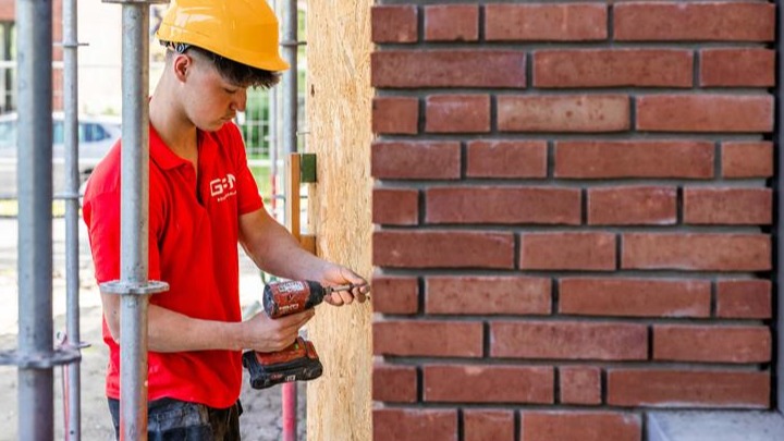 4 entreprises de construction sur 5 souhaitent former des apprentis ou des stagiaires